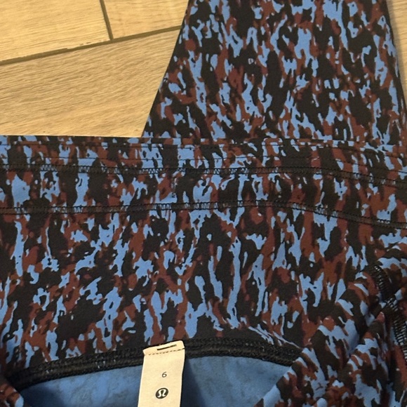 Authentic Lululemon set. - Picture 3 of 3